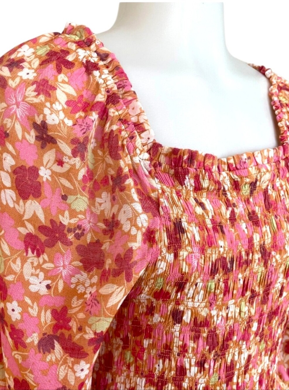 NANETTE LEPORE Pink Floral Smocked Peplum Peasant Top Puffed Elbow Sleeves Sz 8 - Picture 11 of 16